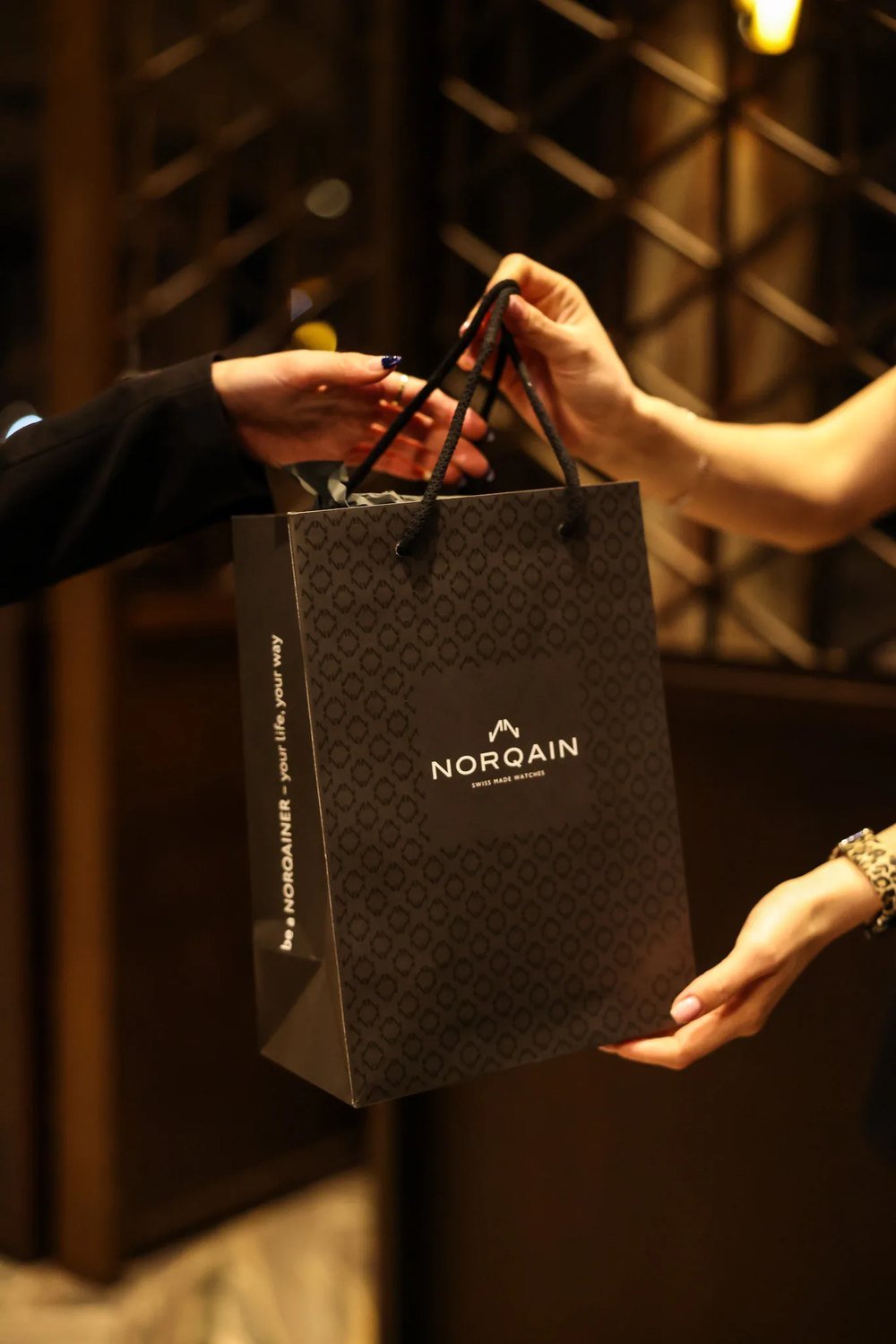 NORQAIN hediye çantası